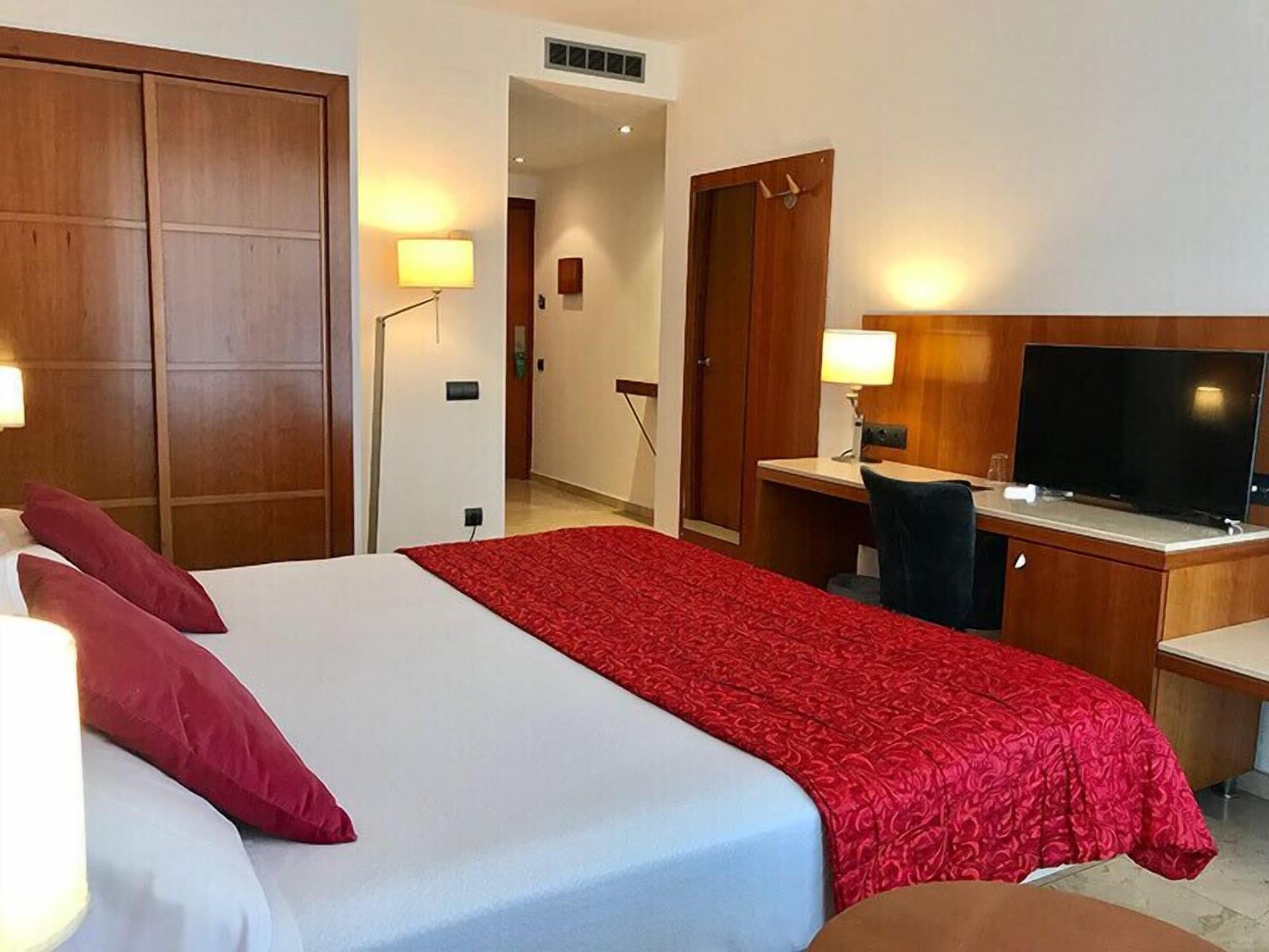 Calasanz Hotel